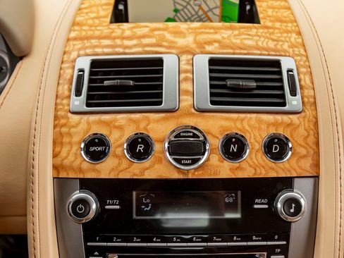 Used 2013 Aston Martin V8 Vantage S RWD image 11