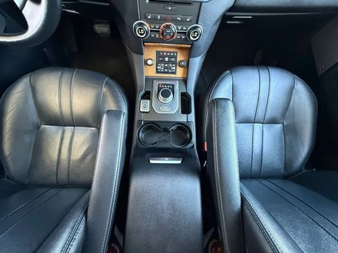 Used 2016 Land Rover LR4 HSE AWD/4WD image 50
