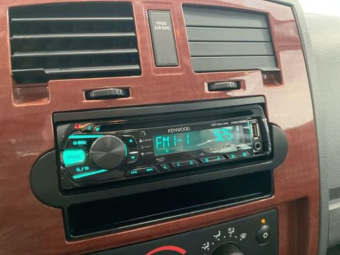 Used 2005 Dodge Dakota SLT w/ Sport Appearance Group AWD/4WD image 17