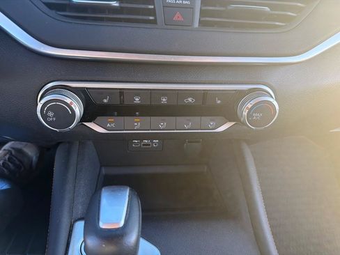Used 2019 Nissan Altima 2.5 SR w/ SR Premium Package FWD image 23