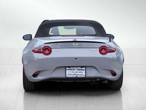 Certified 2024 MAZDA MX-5 Miata Club RWD image 6