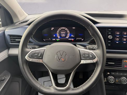 Used 2024 Volkswagen Taos SE w/ MDO Package image 12