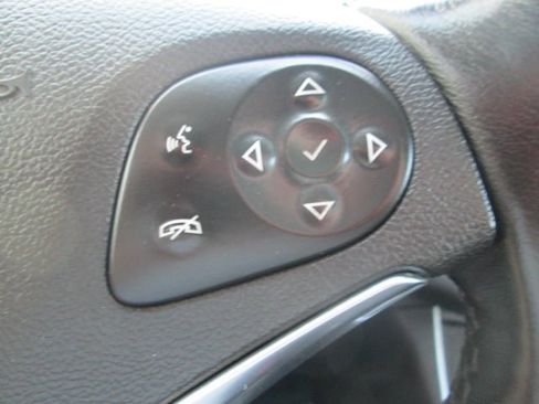 Used 2016 Chevrolet Impala LTZ image 19