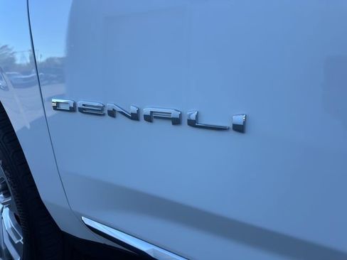 Used 2023 GMC Yukon Denali image 53