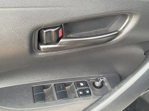 Used 2024 Toyota Corolla LE image 30