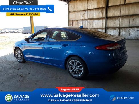 Used 2019 Ford Fusion SE FWD image 3