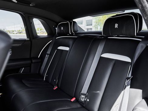 Used 2023 Rolls-Royce Ghost AWD/4WD image 45