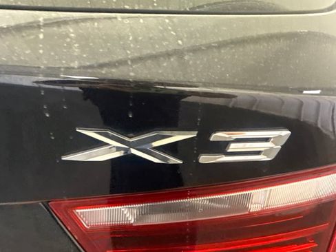 Used 2017 BMW X3 sDrive28i RWD image 14