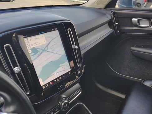 Certified 2023 Volvo XC40 B5 Plus w/ Driver Assist Package image 24