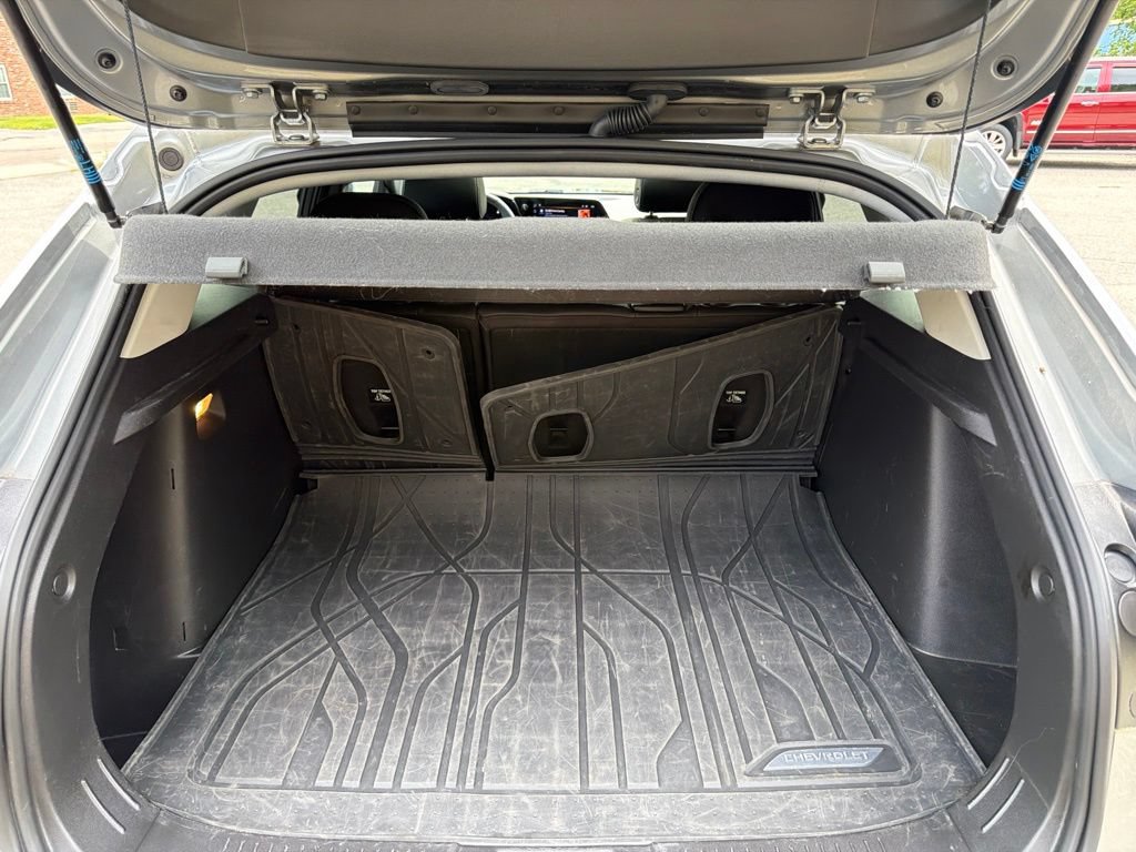 Used 2024 Chevrolet Trax LT w/ Sunroof Package FWD image 31