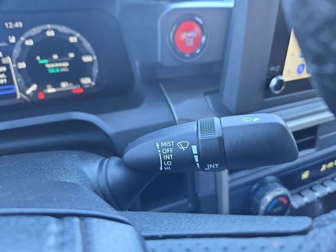 Used 2024 Toyota Tacoma TRD Sport image 24