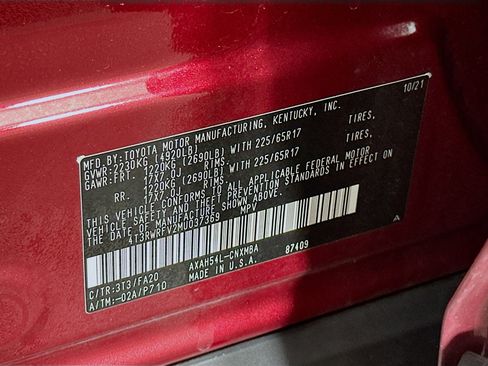 Used 2021 Toyota RAV4 XLE AWD/4WD image 12