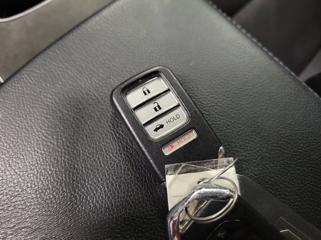 Used 2018 Honda Accord LX image 19