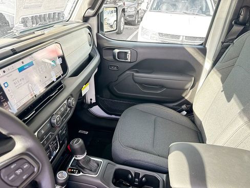 New 2026 Jeep Gladiator Sport image 24