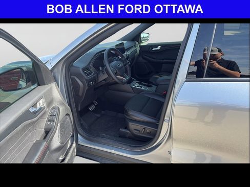 Used 2024 Ford Escape ST-Line w/ Equipment Group 301A FWD image 14