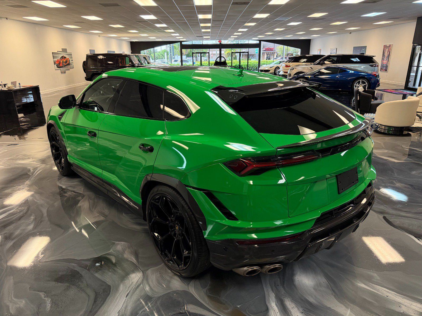 Used 2023 Lamborghini Urus Performante AWD/4WD image 17