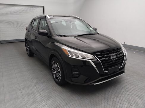 Used 2023 Nissan Kicks SV FWD image 14