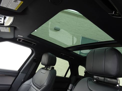 New 2026 Land Rover Range Rover Sport SE image 13