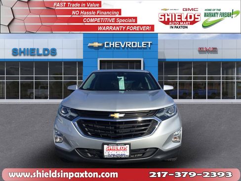Used 2020 Chevrolet Equinox LT image 2
