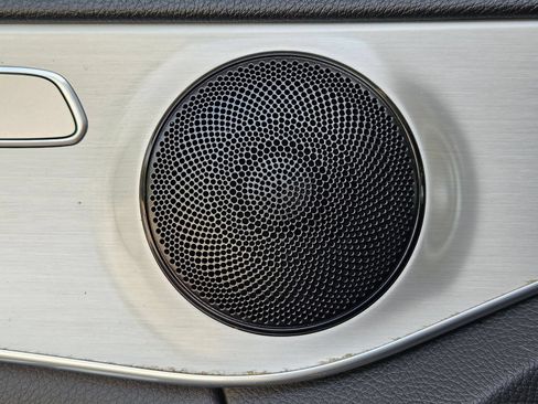 Used 2019 Mercedes-Benz C 300 Sedan image 19