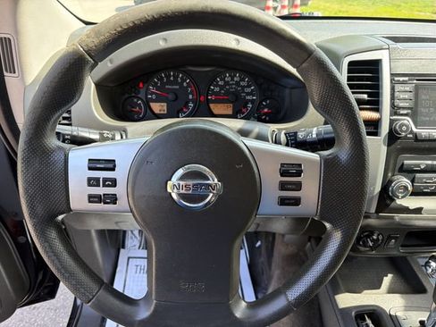 Used 2017 Nissan Frontier SV AWD/4WD image 15