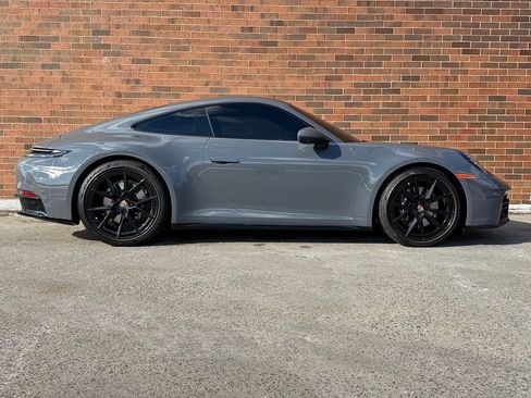 Certified 2025 Porsche 911 Carrera RWD image 8