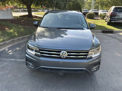 Used 2018 Volkswagen Tiguan SE