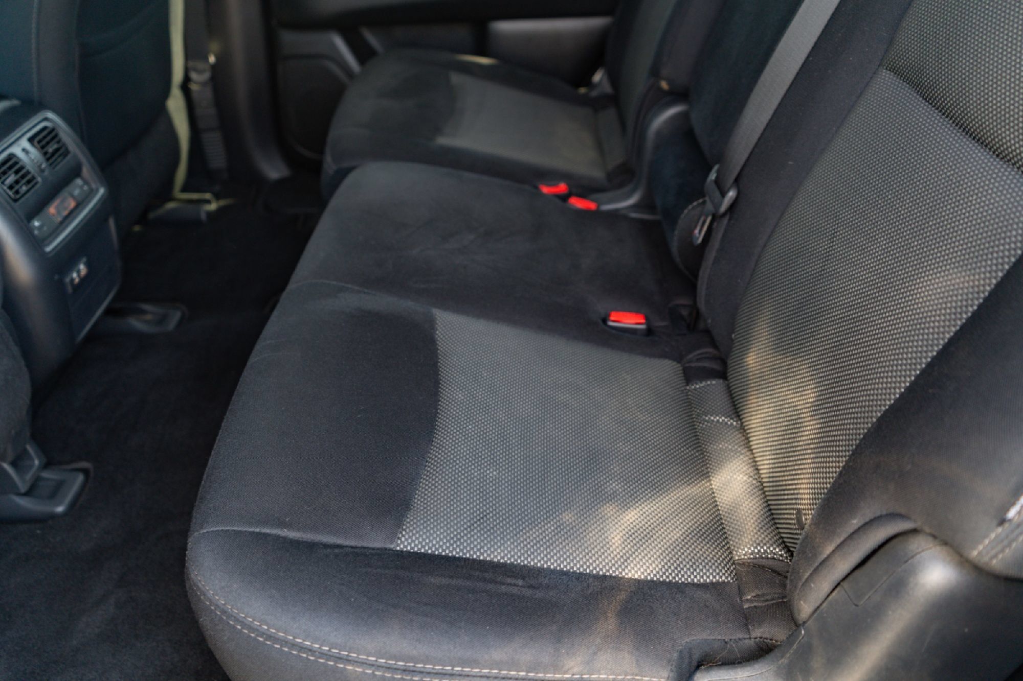 Used 2020 Nissan Pathfinder SV FWD image 24