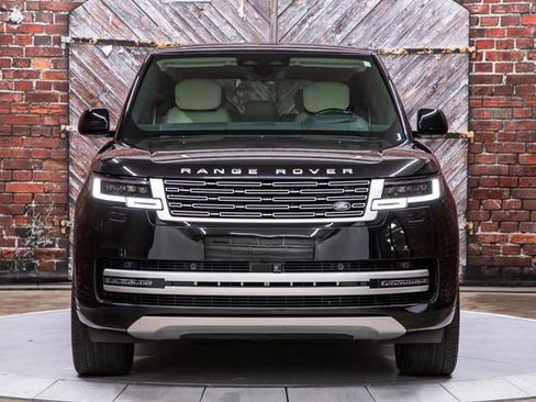 Used 2024 Land Rover Range Rover Long Wheelbase Autobiography AWD/4WD image 18