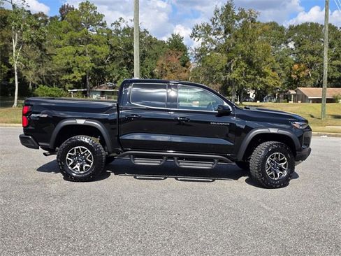 Used 2024 Chevrolet Colorado ZR2 w/ ZR2 Convenience Package III image 48