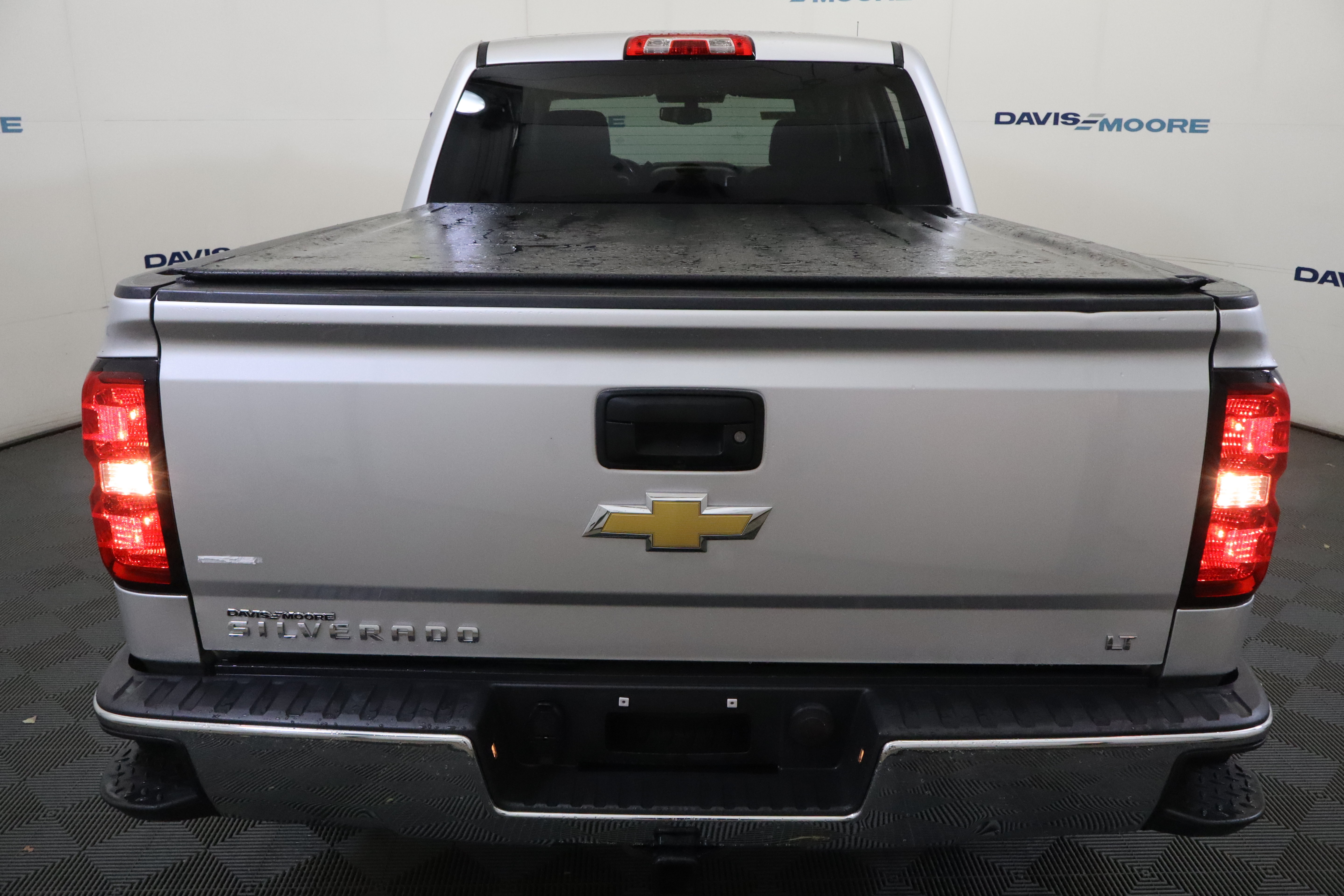 Used 2018 Chevrolet Silverado 1500 LT w/ All Star Edition AWD/4WD image 8