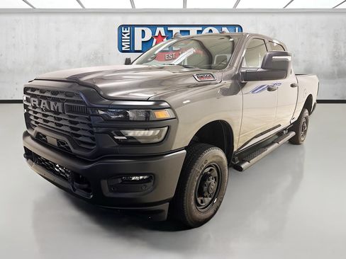 Used 2026 RAM 2500 Tradesman AWD/4WD image 3