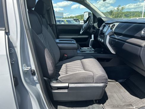 Used 2021 Toyota Tundra SR5 AWD/4WD image 14