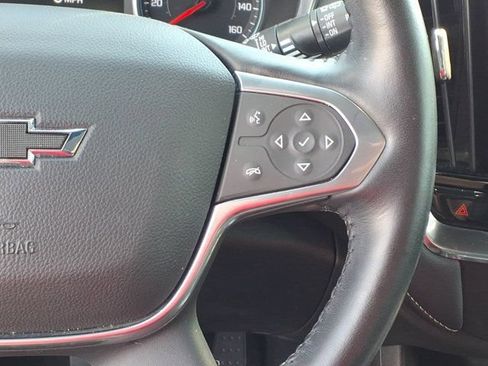 Used 2022 Chevrolet Traverse LT w/ Midnight/Sport Edition FWD image 19