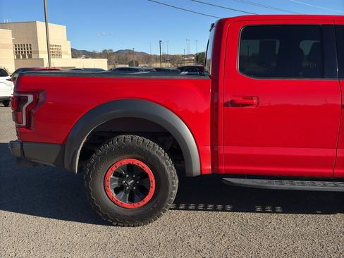 Used 2018 Ford F150 Raptor w/ Equipment Group 802A Luxury image 6