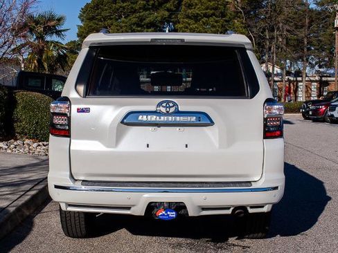 Used 2019 Toyota 4Runner Limited image 4