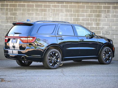 Used 2023 Dodge Durango GT AWD/4WD image 3