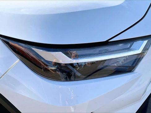 Used 2024 Toyota RAV4 XLE FWD image 26