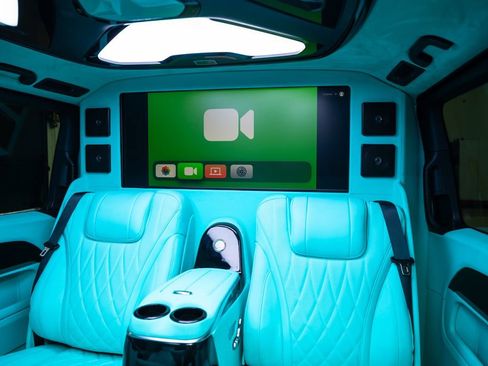 Used 2023 Mercedes-Benz Metris Passenger image 36