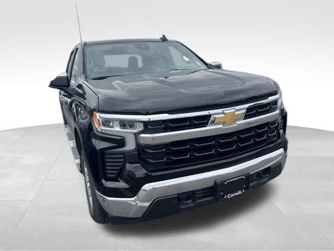Used 2024 Chevrolet Silverado 1500 LT w/ Protection Package AWD/4WD image 5