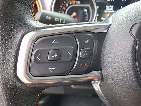 Used 2023 Jeep Gladiator Mojave w/ Cold Weather Group AWD/4WD image 23