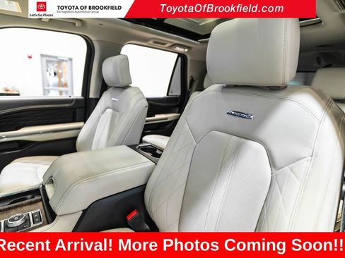 Used 2021 Ford Expedition Platinum AWD/4WD image 5