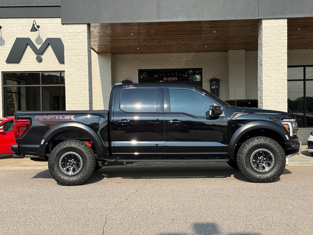 Used 2025 Ford F150 Raptor AWD/4WD image 5