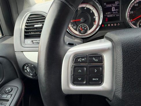 Used 2019 Dodge Grand Caravan GT FWD image 15