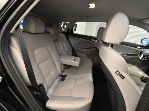 Used 2020 Hyundai Tucson Value w/ Cargo Package image 15