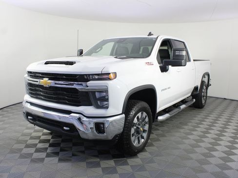 New 2026 Chevrolet Silverado 2500 LT AWD/4WD image 21