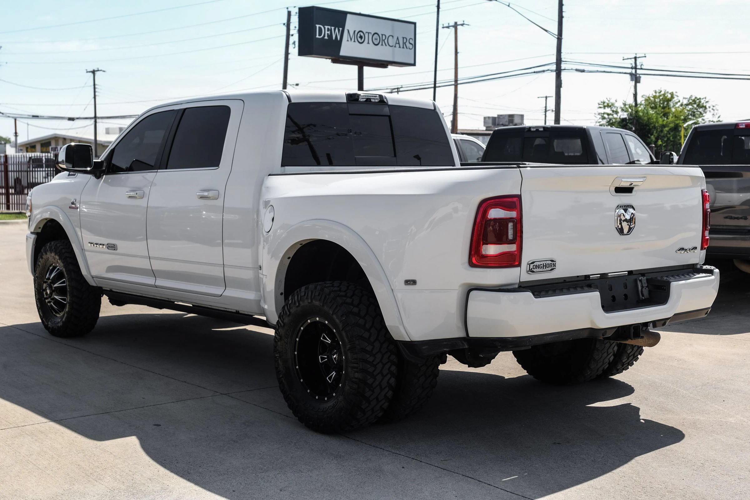 Used 2022 RAM 3500 Limited AWD/4WD image 11