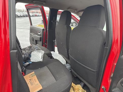 Used 2011 Chevrolet Colorado LT image 14