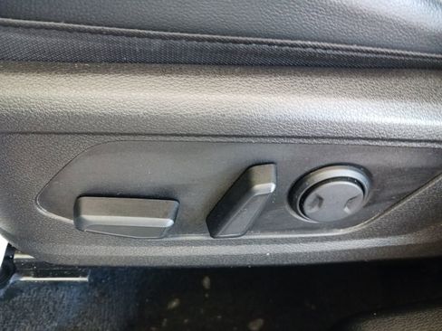 Used 2023 Kia Sportage EX image 30