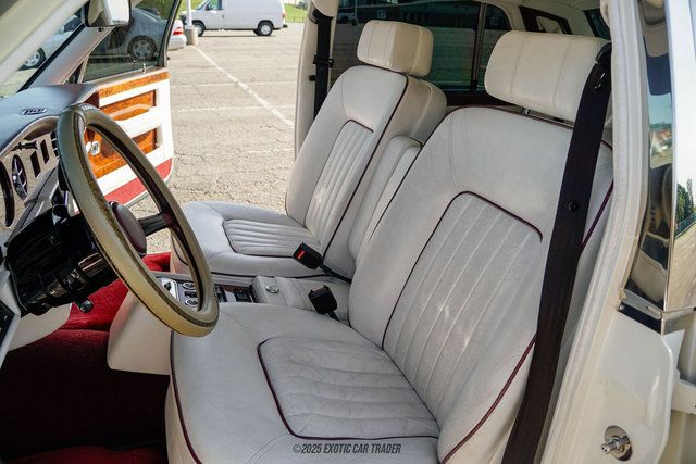Used 1989 Rolls-Royce Silver Spirit RWD image 34